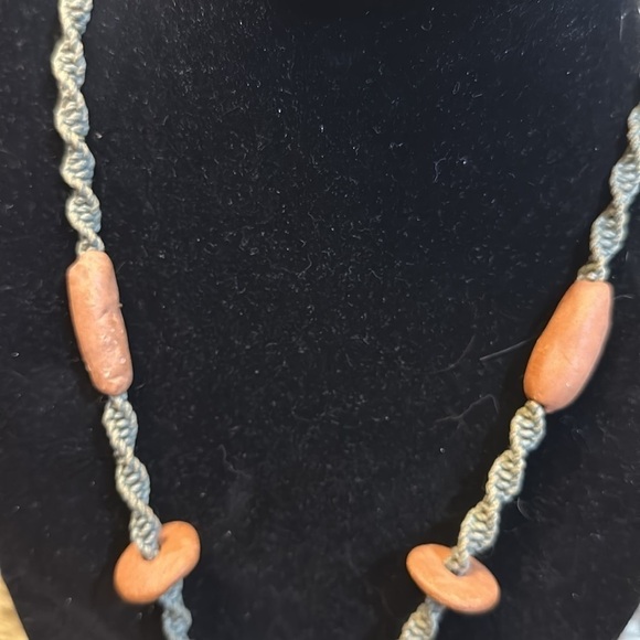 Very beautiful BoHo necklace.​​ - Picture 3 of 3